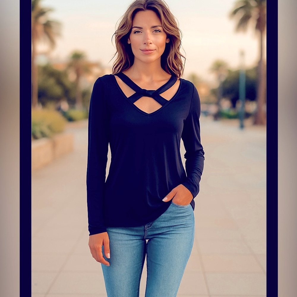 New w/tags INC International Concepts Blue Cut Out Blouse XL